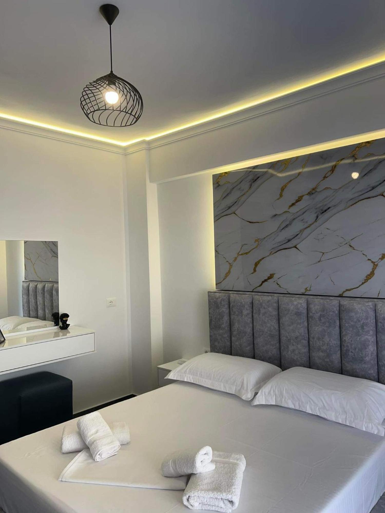 Noya Suites Sr Saranda Extérieur photo