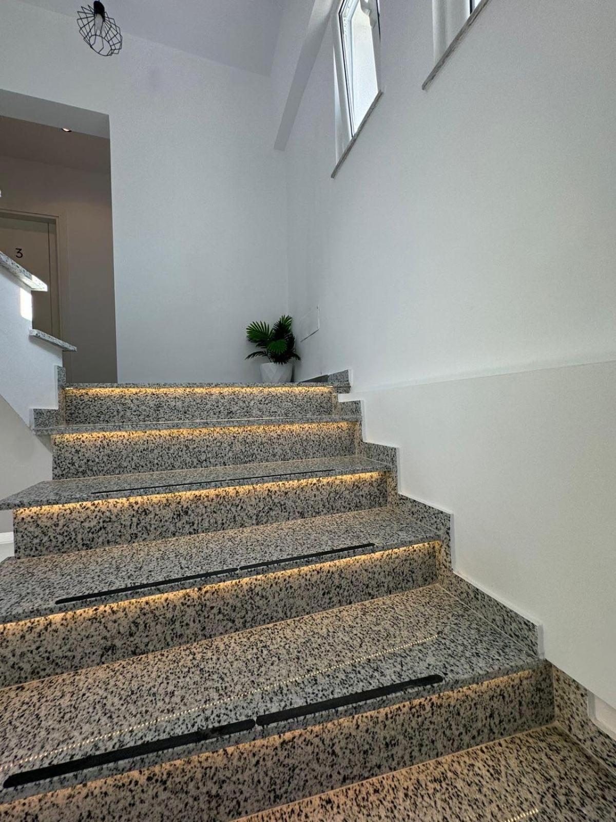 Noya Suites Sr Saranda Extérieur photo